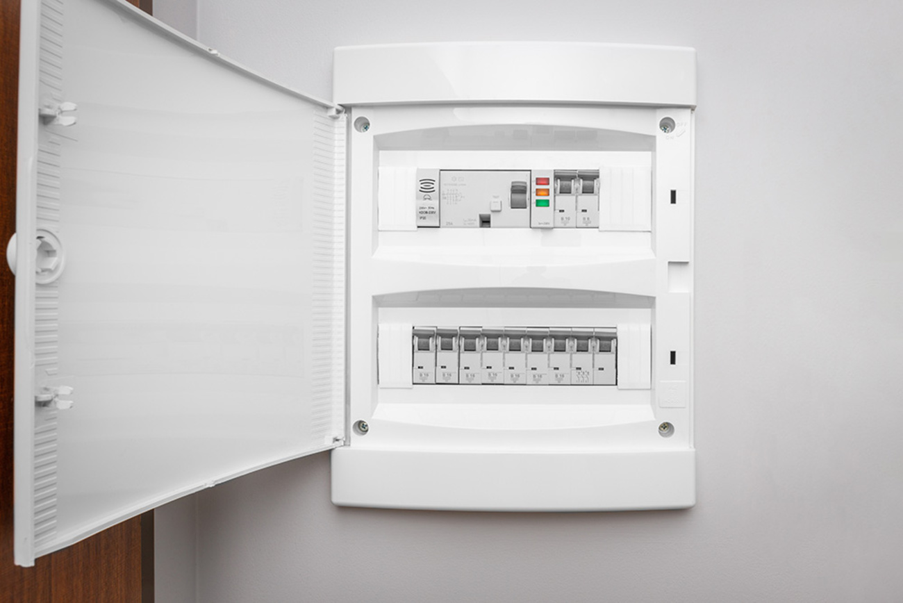 Über­spannungs­schutz bei FeMa Elektrotechnik GmbH in Burghaun